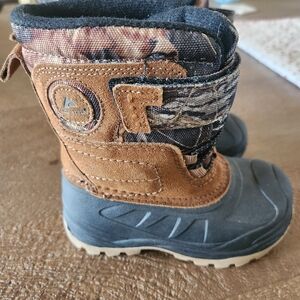 Ozark Trail Camo Kids Snow Boots